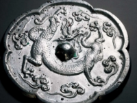 清代单龙镜拍卖单龙镜