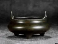 水月居款冲天耳炉